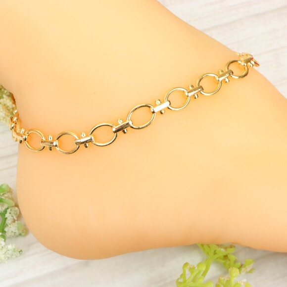 "Handmade Anklet – Elegant & Delicate Jewelry for Women | UNVRC1601 - Picture 10 of 10